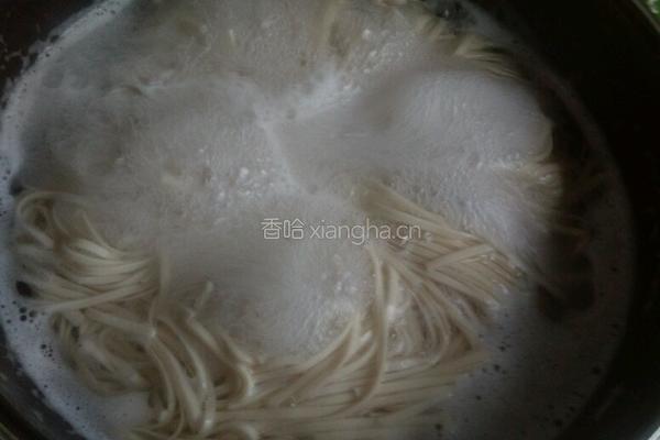 家常凉拌面的做法图解1