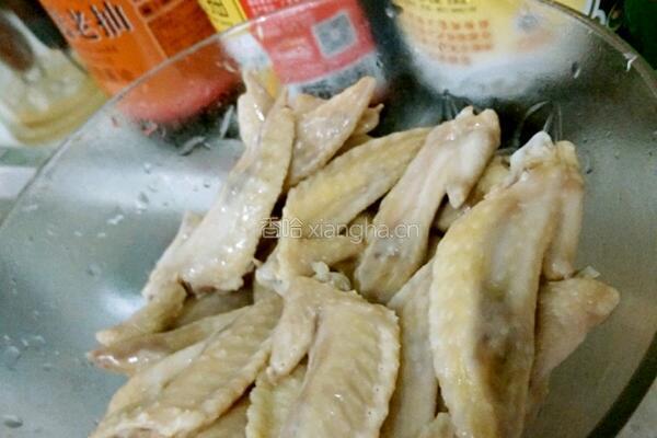 香辣鸡尖的做法图解2