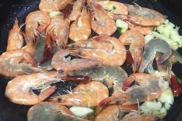 油煎香酥虾的做法图解4