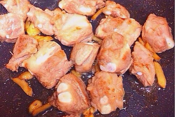 土豆炖排骨的做法图解4