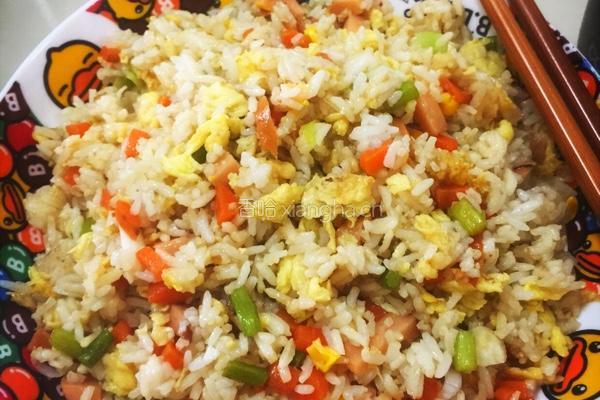 经典蛋炒饭的做法图解4