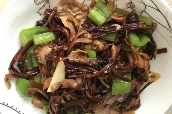 素炒小黄蘑的做法图解8