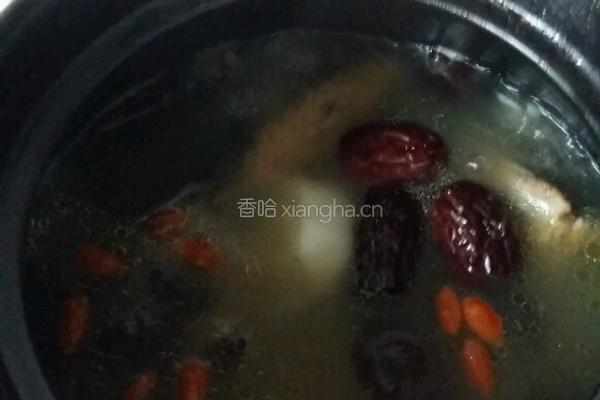 当归鸽汤的做法图解11