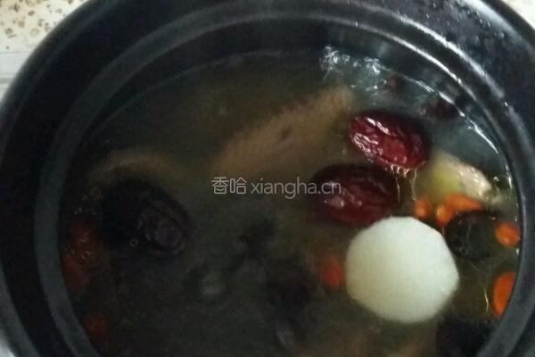当归鸽汤的做法图解12