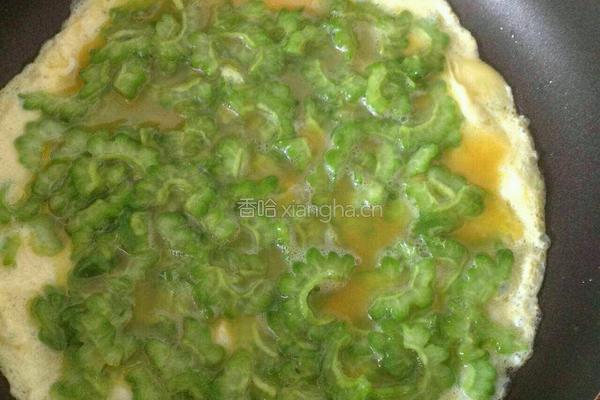 苦瓜煎蛋的做法图解5