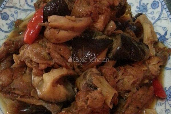 小鸡炖蘑菇