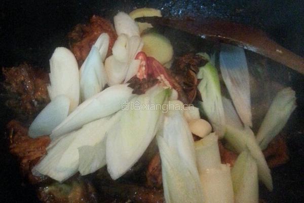 小鸡炖蘑菇的做法图解19
