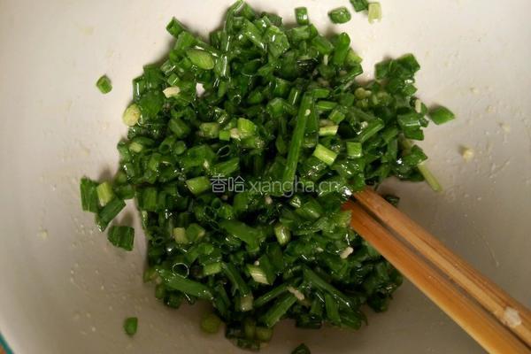 宝宝食谱之面疙瘩汤的做法图解1