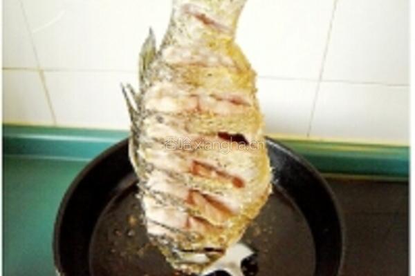 糖醋鱼的做法图解9