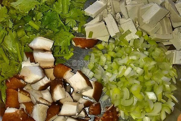 三鲜豆腐羹的做法图解1