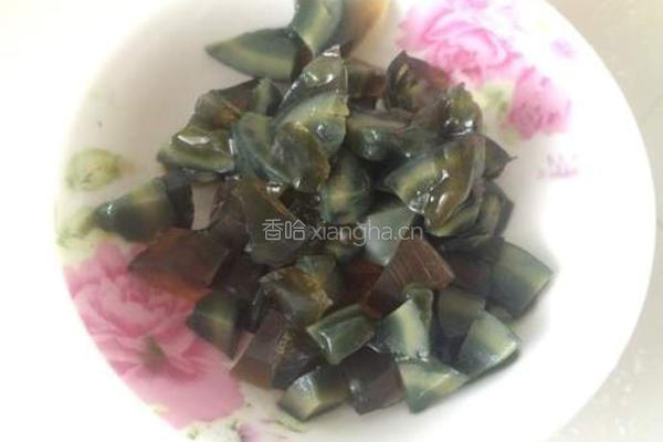 皮蛋瘦肉粥的做法图解4