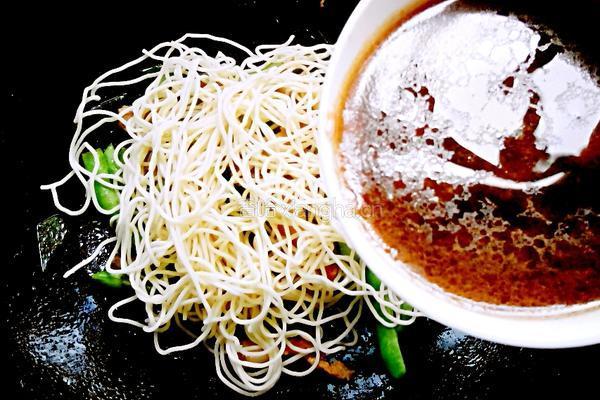 自家豆角焖面的做法图解8