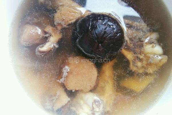 紫菜鸡汤的做法图解1