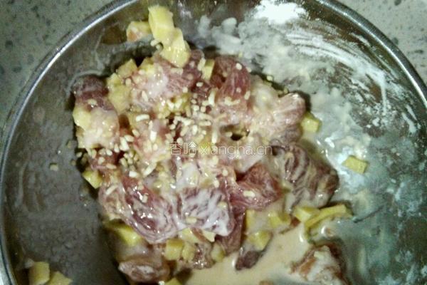 豆角炒肉的做法图解1