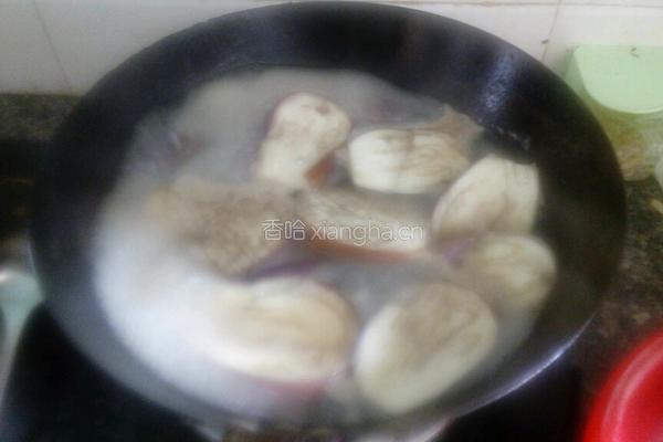 蒜末茄子的做法图解2