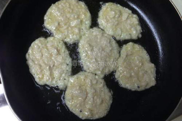 早餐：鸡蛋豆腐饼的做法图解3