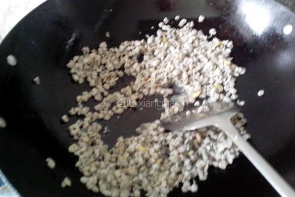 蚬肉炒豆角的做法图解6