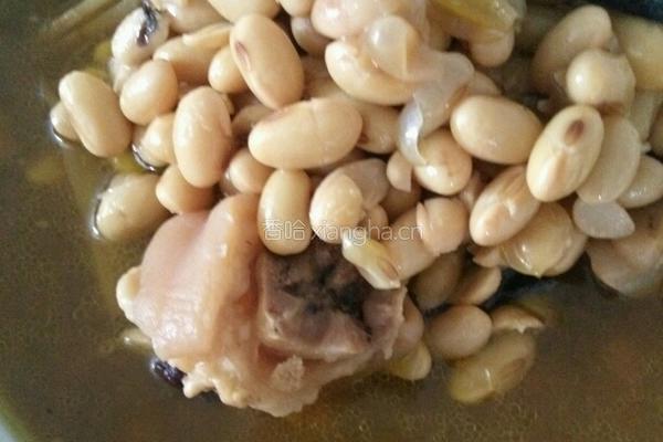 黄豆炖猪蹄的做法图解6