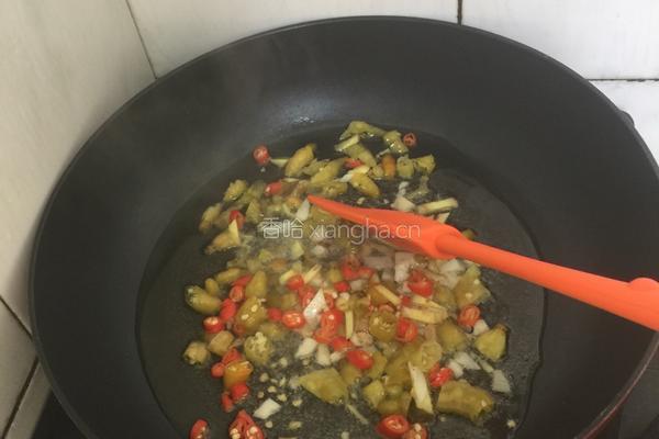 泡椒猪血的做法图解3