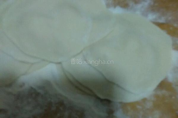香菇油菜锅贴的做法图解3