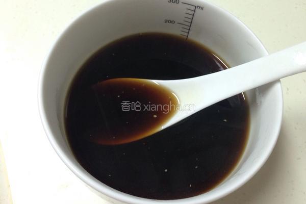当归红枣桂圆煮蛋的做法图解3