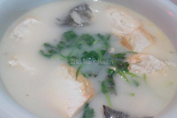 鲫鱼豆腐汤