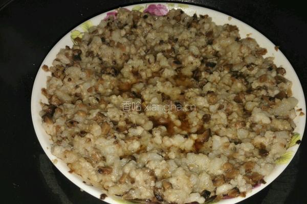 冬菇蒸肉饼的做法图解3