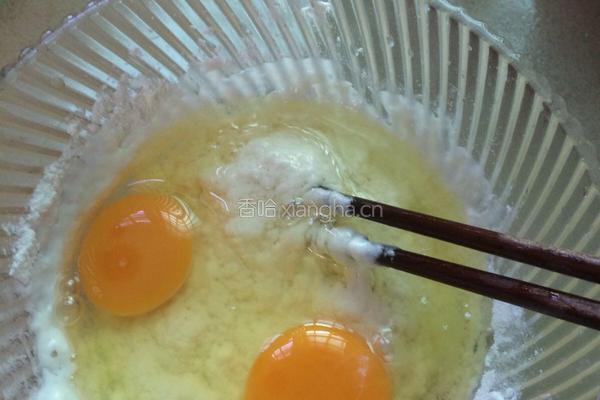 香葱豆渣鸡蛋饼的做法图解2