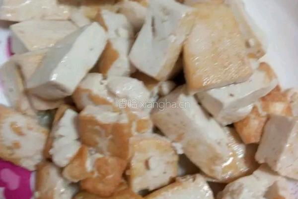 椒盐豆腐的做法图解5
