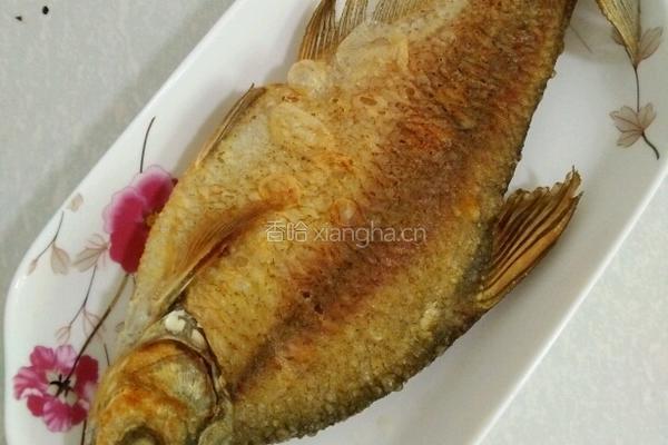 老干妈烧武昌鱼的做法图解2