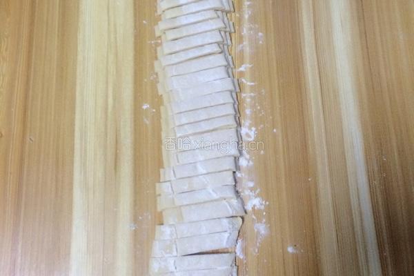 西葫芦鸡蛋卤面的做法图解4