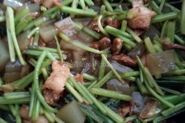 香芹粉皮炒肉的做法图解8