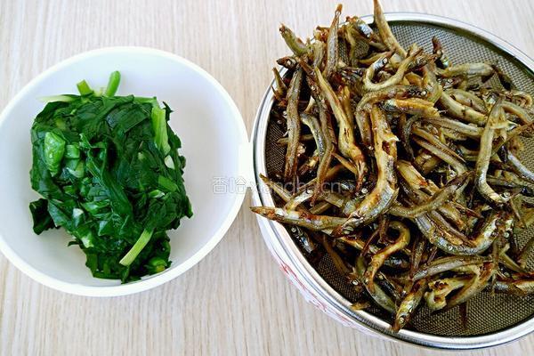 韭菜拌银鱼干的做法图解6