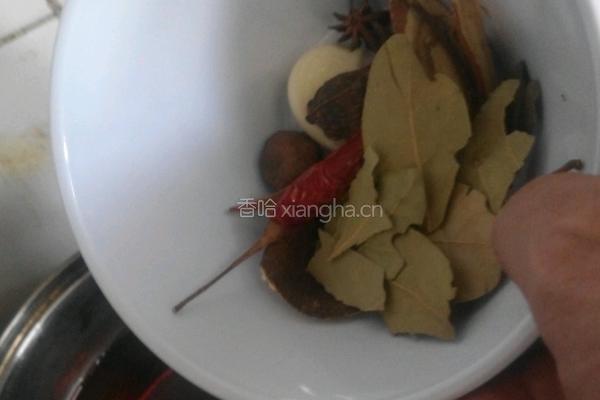 五香荷葉鸡的做法图解6