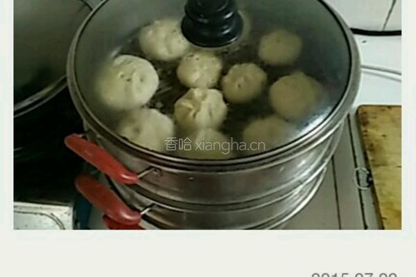 凉粉韭菜馅包子的做法图解10