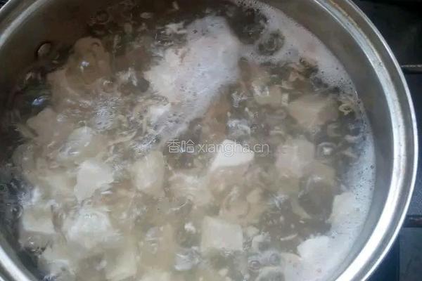 菠菜豆腐汤的做法图解5