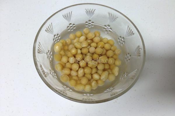 冬瓜黄豆煲排骨的做法图解2