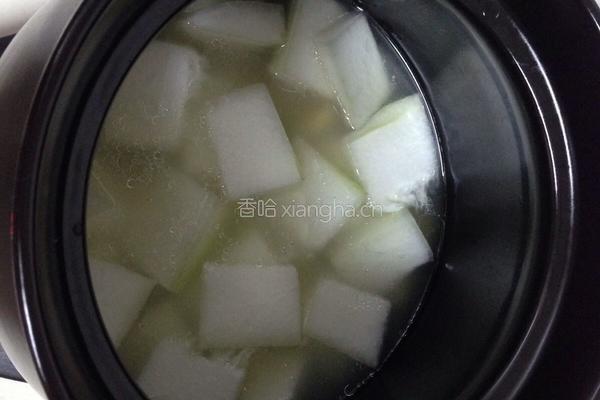 冬瓜黄豆煲排骨的做法图解5
