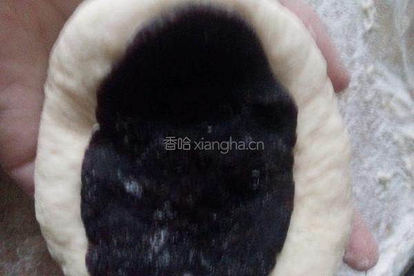 豆沙环形面包的做法图解7