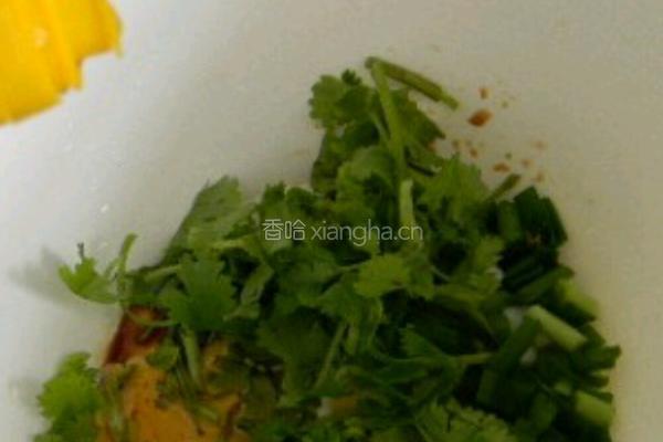 清汤鸡蛋面的做法图解2