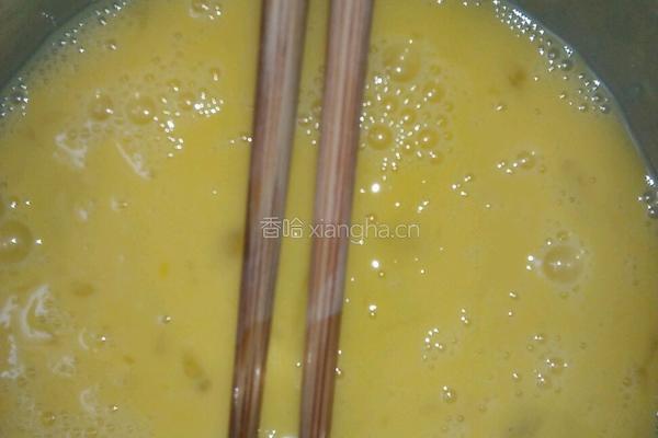 西红柿炒鸡蛋的做法图解2