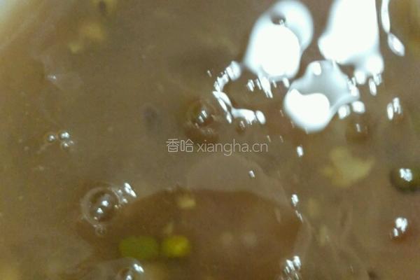 绿豆银耳汤的做法图解3