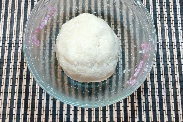 蛋白椰丝球的做法图解3