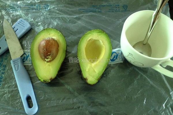 牛油果酸奶糊糊的做法图解2