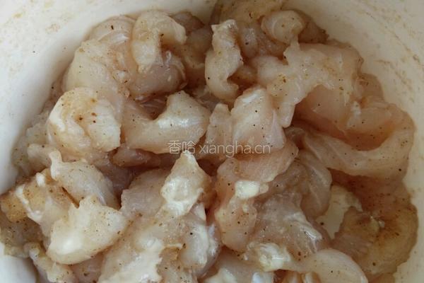 炸鲷鱼片的做法图解2
