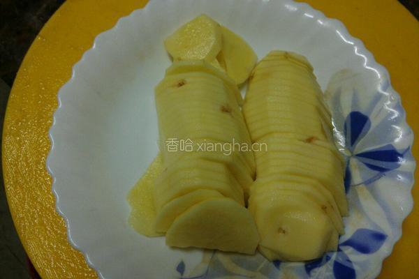 瘦肉土豆片的做法图解1