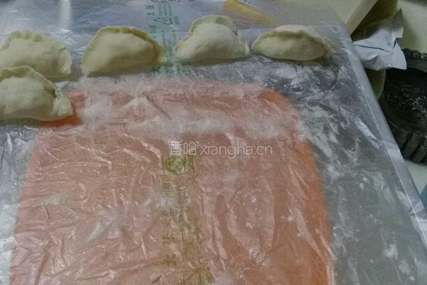 牛肉白菜馅饺子的做法图解6