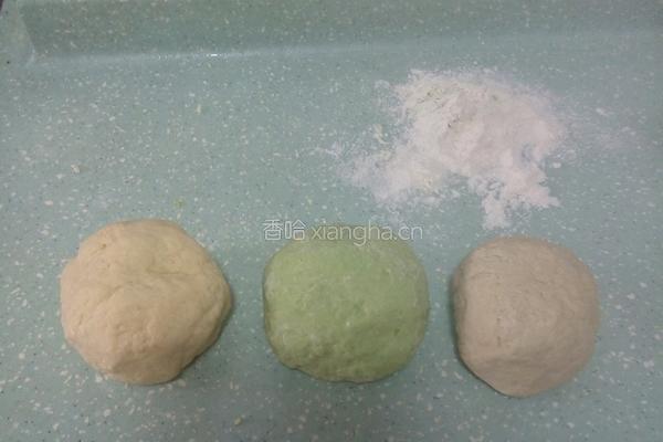 蔬菜面条的做法图解2