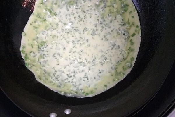 韭菜鸡蛋饼的做法图解6