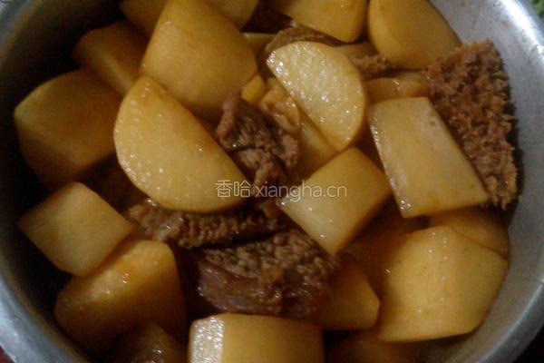 萝卜煲牛杂的做法图解8
